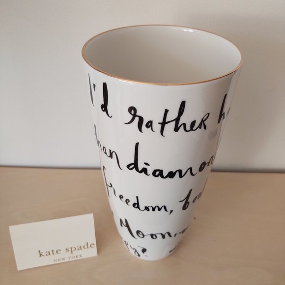 Kate Spade Vase - Picture 1 of 3